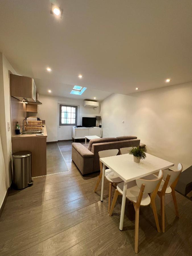 Superbe 2P Mezzanine Au Coeur Du Vieil Antibes Appartement Buitenkant foto